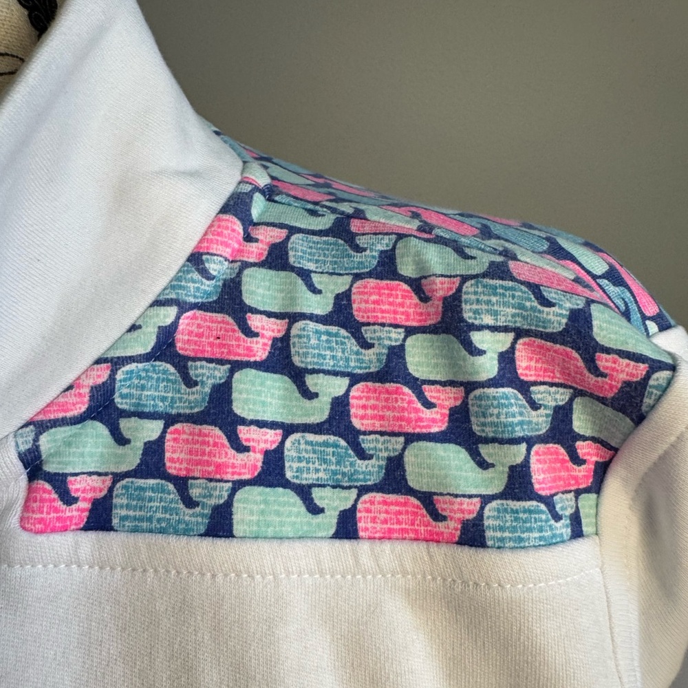 Vineyard Vines White Pullover with Pink and Blue Details - Picture 4 of 8
